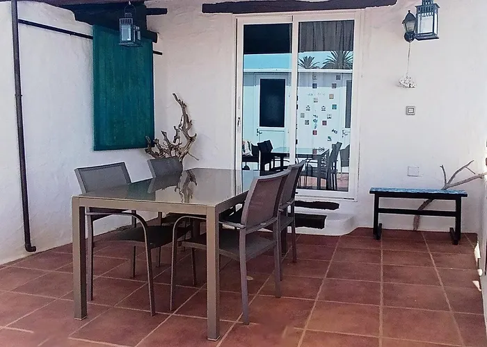 Casa Malumi - Historisches Stadthaus In Haría