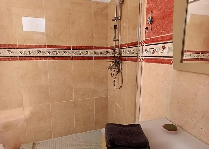 Casa Malumi - Historisches Stadthaus In Nyaraló Haría